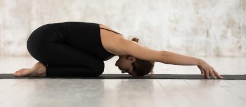 Exercises to strengthen and stretch the lower back